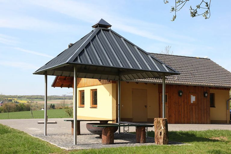 Niederhofen-1-768×512